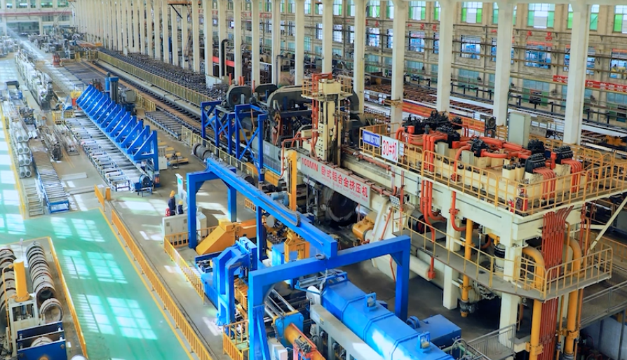 ¿Cuáles son las razones por las que las estaciones base 5G se construyen con aluminio industrial?